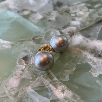 Tahitian Natural Color Cultured Pearls 9.2mm post earrings 18K Yellow Gold